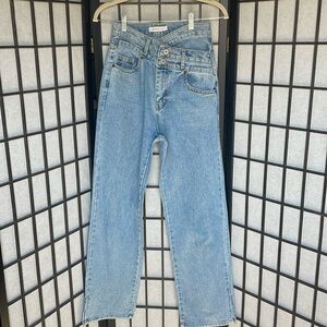 Criss-cross waist jeans